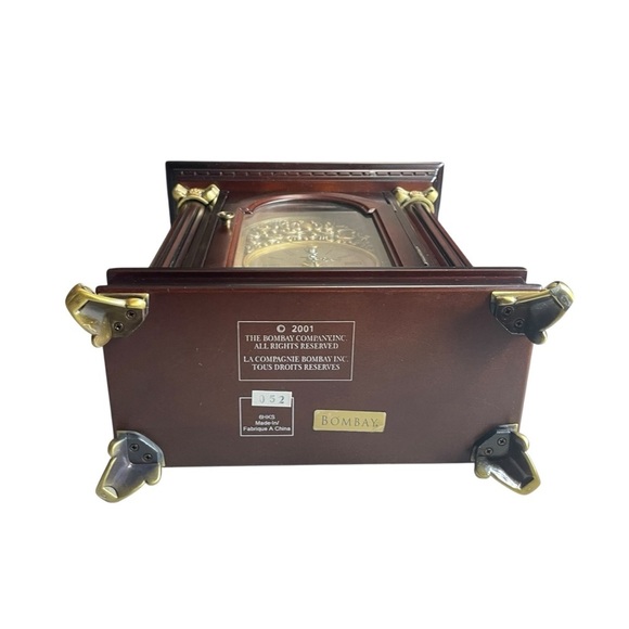 Vintage Bombay Company Horloge Belmont NOT WORKING! Cherry Wood Mantle Clock - Picture 10 of 12